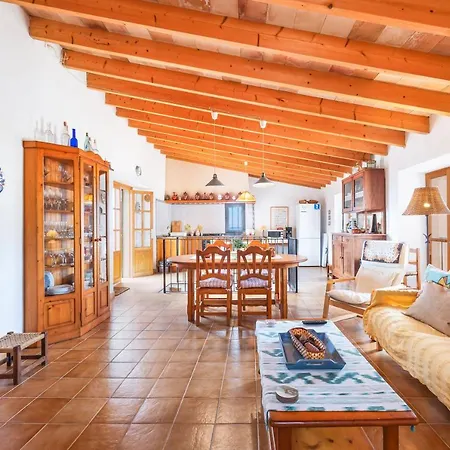 Ca Sa Padrina Holiday home *
